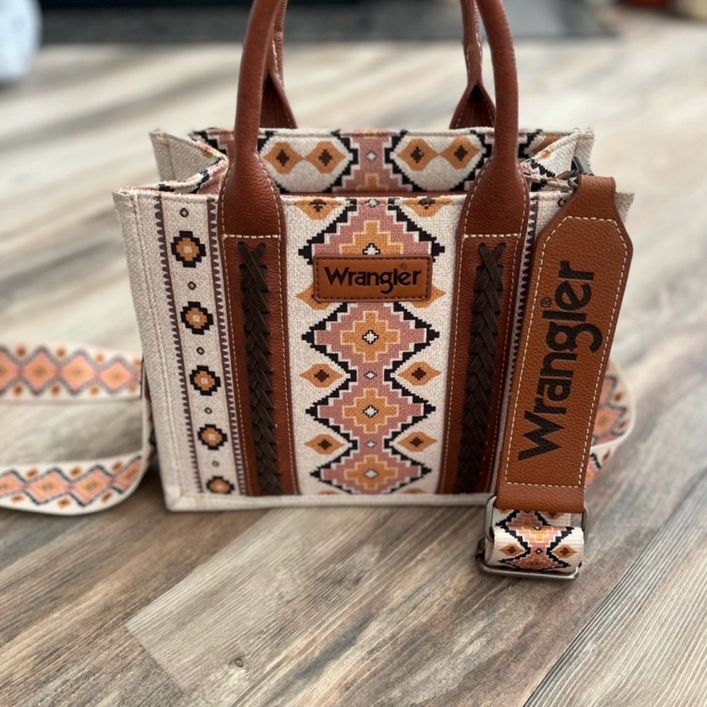 Wrangler Women's Tan and Brown Geometric Tote